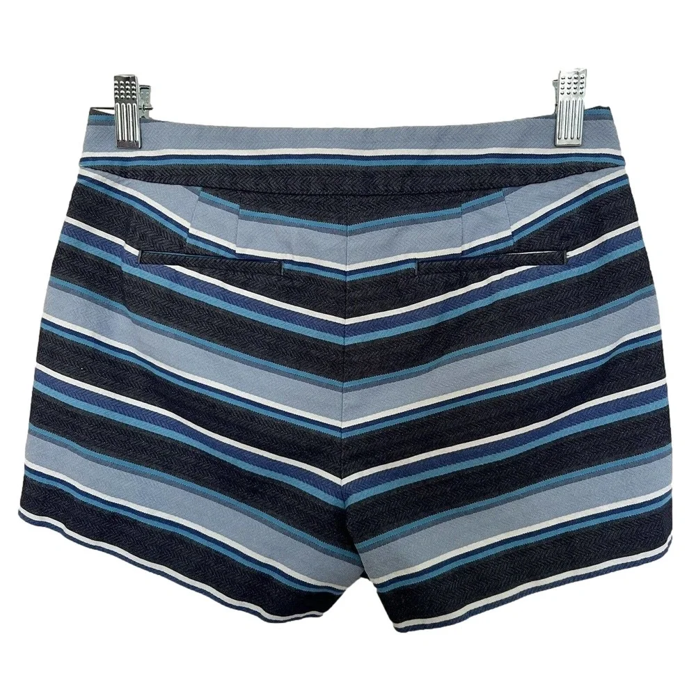 🌵 J. Crew Women's Blue Striped Flat Front Shorts with Pockets - Size 0